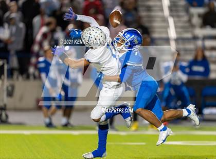 Thumbnail 2 in Midlothian vs Brewer UIL 5A Bi-District Playoff photogallery.