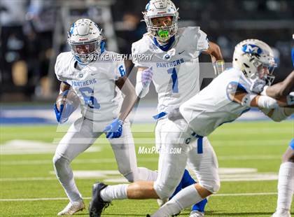 Thumbnail 2 in Midlothian vs Brewer UIL 5A Bi-District Playoff photogallery.