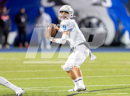 Thumbnail 1 in Midlothian vs Brewer UIL 5A Bi-District Playoff photogallery.