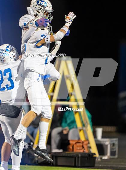 Thumbnail 1 in Midlothian vs Brewer UIL 5A Bi-District Playoff photogallery.