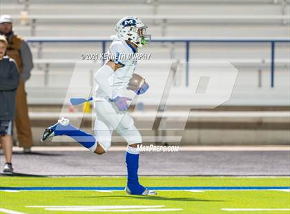 Thumbnail 2 in Midlothian vs Brewer UIL 5A Bi-District Playoff photogallery.