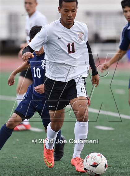 Thumbnail 2 in Roosevelt [Theodore] vs Churchill (Commalander Stadium) photogallery.