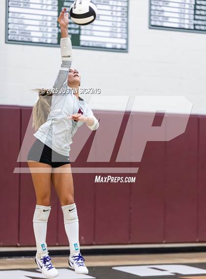 Thumbnail 3 in JV: Danville @ Covenant Christian photogallery.