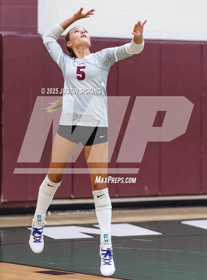 Thumbnail 2 in JV: Danville @ Covenant Christian photogallery.