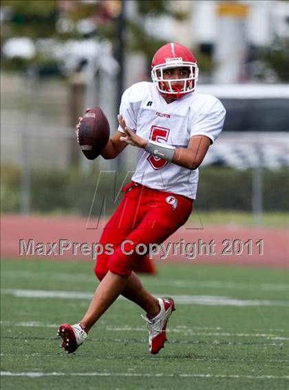 Thumbnail 3 in Fullerton @ JSerra Catholic photogallery.