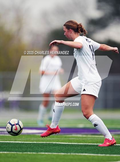 Thumbnail 1 in Friendswood vs College Station (College Station Classic) photogallery.
