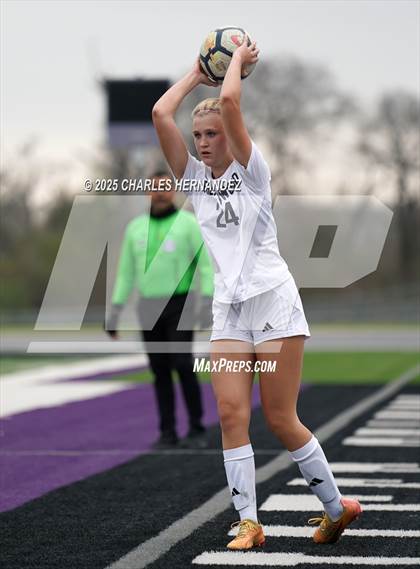 Thumbnail 3 in Friendswood vs College Station (College Station Classic) photogallery.