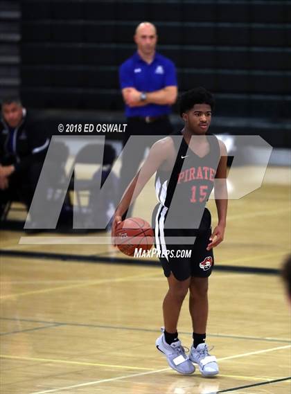 Thumbnail 2 in Acalanes vs. San Leandro (Gauchos Holiday Hoops Classic) photogallery.