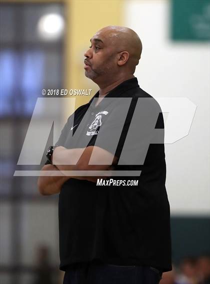 Thumbnail 3 in Acalanes vs. San Leandro (Gauchos Holiday Hoops Classic) photogallery.
