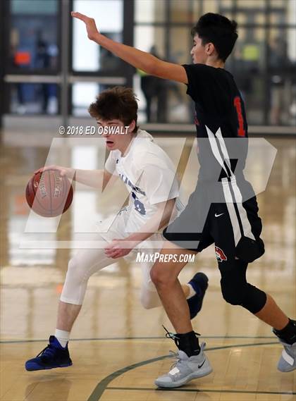 Thumbnail 3 in Acalanes vs. San Leandro (Gauchos Holiday Hoops Classic) photogallery.
