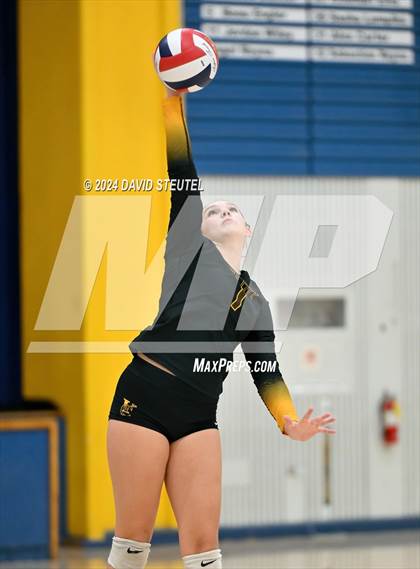 Thumbnail 2 in Yuba City @ Del Campo photogallery.