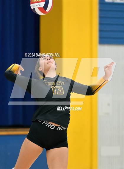 Thumbnail 3 in Yuba City @ Del Campo photogallery.