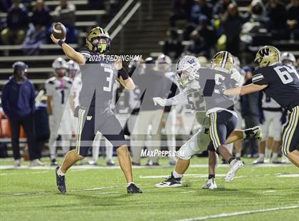 Thumbnail 2 in Washington-Liberty vs Westfield (VHSL Class 6D Region Quarterfinal) photogallery.