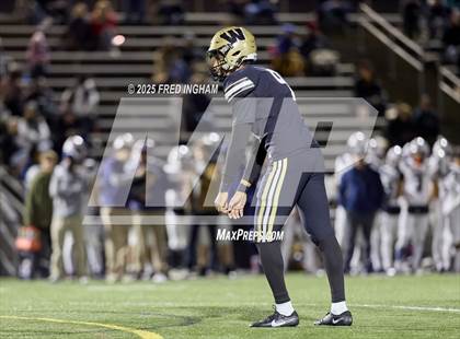 Thumbnail 3 in Washington-Liberty vs Westfield (VHSL Class 6D Region Quarterfinal) photogallery.