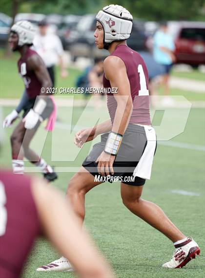 Thumbnail 2 in Childress vs. Flatonia (Texas State 7-on-7 Tournament) photogallery.