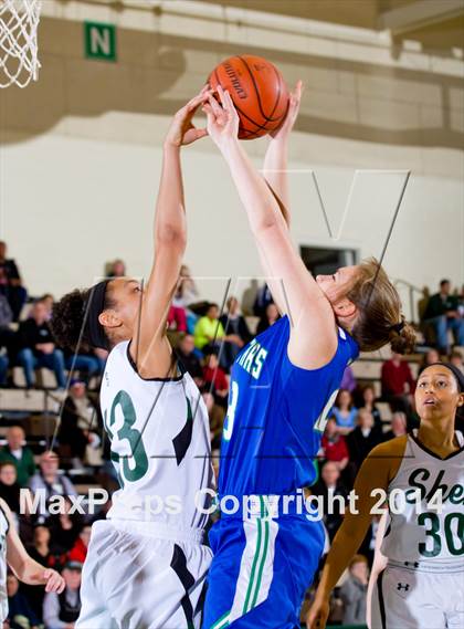Thumbnail 3 in Cicero-North Syracuse @ Shenendehowa (NYSPHSAA Class AA Regional Final) photogallery.
