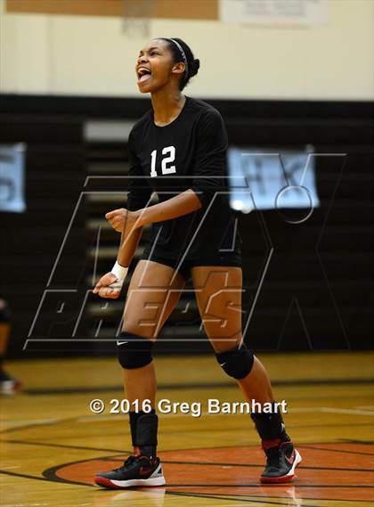 Thumbnail 1 in Inderkum @ Yuba City photogallery.