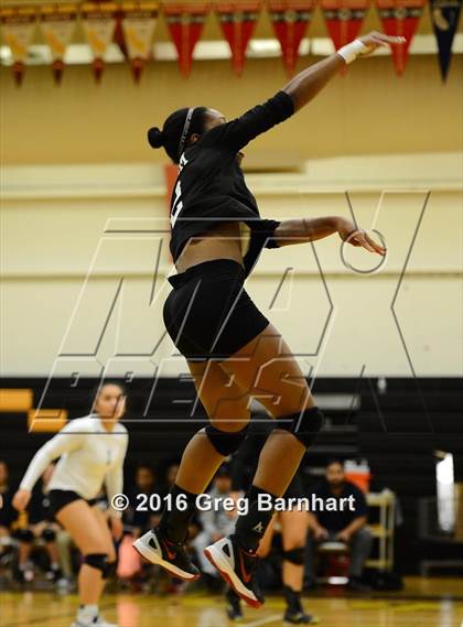 Thumbnail 1 in Inderkum @ Yuba City photogallery.