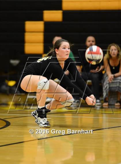 Thumbnail 2 in Inderkum @ Yuba City photogallery.