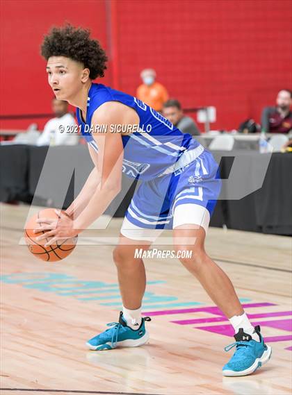 Thumbnail 1 in Cathedral Catholic vs Curtis (Section 7 Arizona Tournament) photogallery.