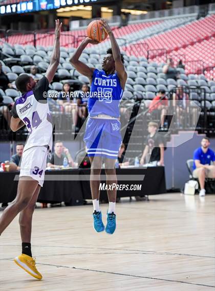 Thumbnail 2 in Cathedral Catholic vs Curtis (Section 7 Arizona Tournament) photogallery.