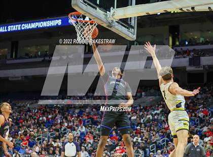 Thumbnail 1 in McKinney vs. Duncanville (UIL 6A State Final) photogallery.