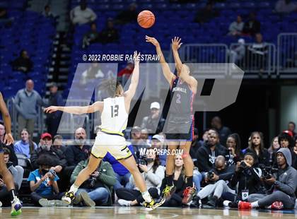 Thumbnail 1 in McKinney vs. Duncanville (UIL 6A State Final) photogallery.
