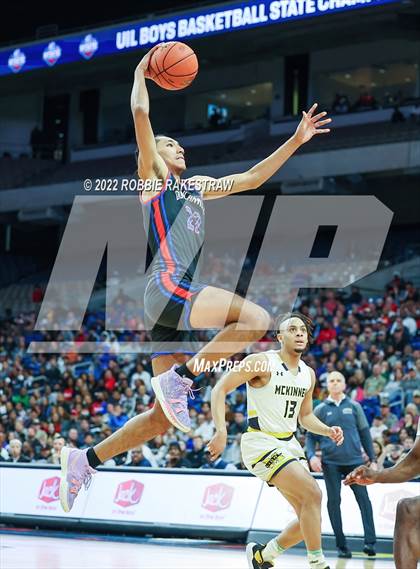 Thumbnail 1 in McKinney vs. Duncanville (UIL 6A State Final) photogallery.
