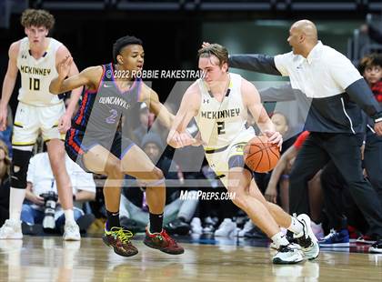 Thumbnail 2 in McKinney vs. Duncanville (UIL 6A State Final) photogallery.
