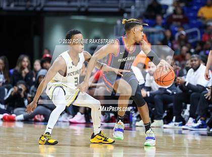Thumbnail 1 in McKinney vs. Duncanville (UIL 6A State Final) photogallery.