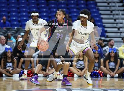 Thumbnail 2 in McKinney vs. Duncanville (UIL 6A State Final) photogallery.