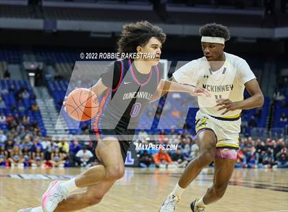 Thumbnail 2 in McKinney vs. Duncanville (UIL 6A State Final) photogallery.