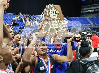 Thumbnail 3 in McKinney vs. Duncanville (UIL 6A State Final) photogallery.