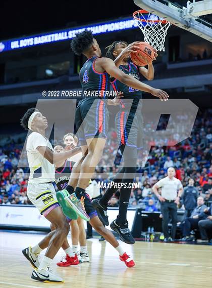 Thumbnail 1 in McKinney vs. Duncanville (UIL 6A State Final) photogallery.