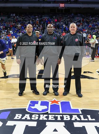 Thumbnail 3 in McKinney vs. Duncanville (UIL 6A State Final) photogallery.