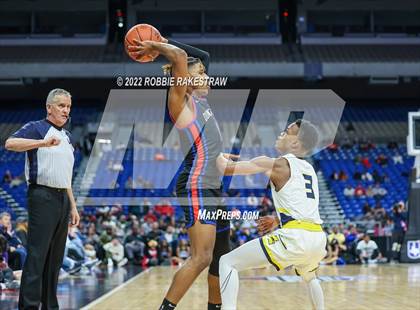 Thumbnail 1 in McKinney vs. Duncanville (UIL 6A State Final) photogallery.