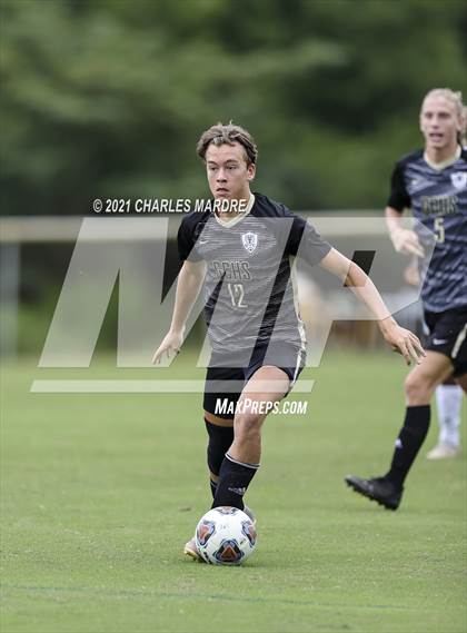 Thumbnail 3 in Gray's Creek vs. Pinecrest (Battle for the Bell) photogallery.