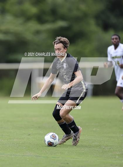 Thumbnail 1 in Gray's Creek vs. Pinecrest (Battle for the Bell) photogallery.