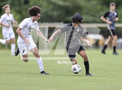 Thumbnail 3 in Gray's Creek vs. Pinecrest (Battle for the Bell) photogallery.