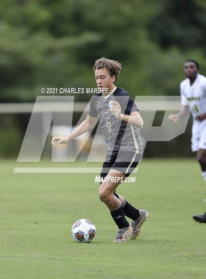 Thumbnail 3 in Gray's Creek vs. Pinecrest (Battle for the Bell) photogallery.