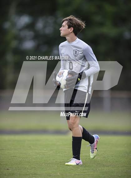 Thumbnail 1 in Gray's Creek vs. Pinecrest (Battle for the Bell) photogallery.
