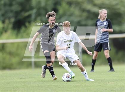 Thumbnail 2 in Gray's Creek vs. Pinecrest (Battle for the Bell) photogallery.
