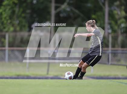 Thumbnail 1 in Gray's Creek vs. Pinecrest (Battle for the Bell) photogallery.
