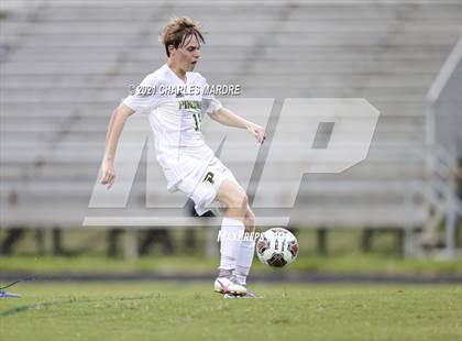Thumbnail 2 in Gray's Creek vs. Pinecrest (Battle for the Bell) photogallery.