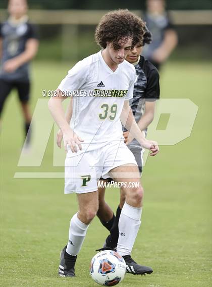 Thumbnail 3 in Gray's Creek vs. Pinecrest (Battle for the Bell) photogallery.