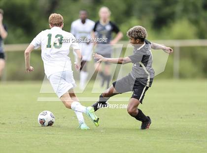 Thumbnail 2 in Gray's Creek vs. Pinecrest (Battle for the Bell) photogallery.