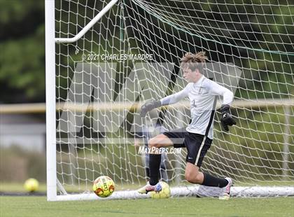 Thumbnail 2 in Gray's Creek vs. Pinecrest (Battle for the Bell) photogallery.