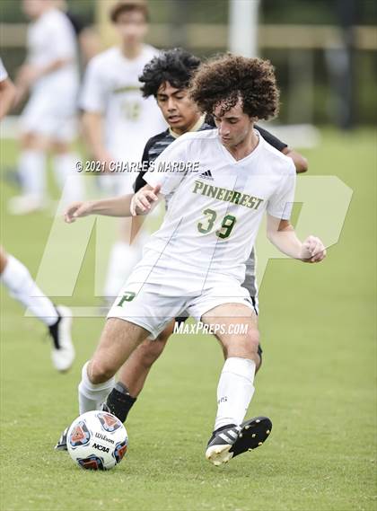 Thumbnail 2 in Gray's Creek vs. Pinecrest (Battle for the Bell) photogallery.