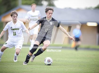 Thumbnail 2 in Gray's Creek vs. Pinecrest (Battle for the Bell) photogallery.