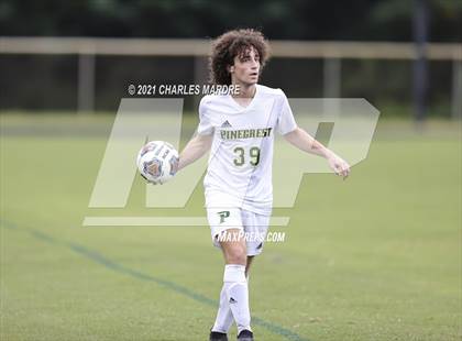 Thumbnail 3 in Gray's Creek vs. Pinecrest (Battle for the Bell) photogallery.